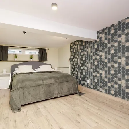 Apartamento Colorful With Two Bedrooms In Center By Renters